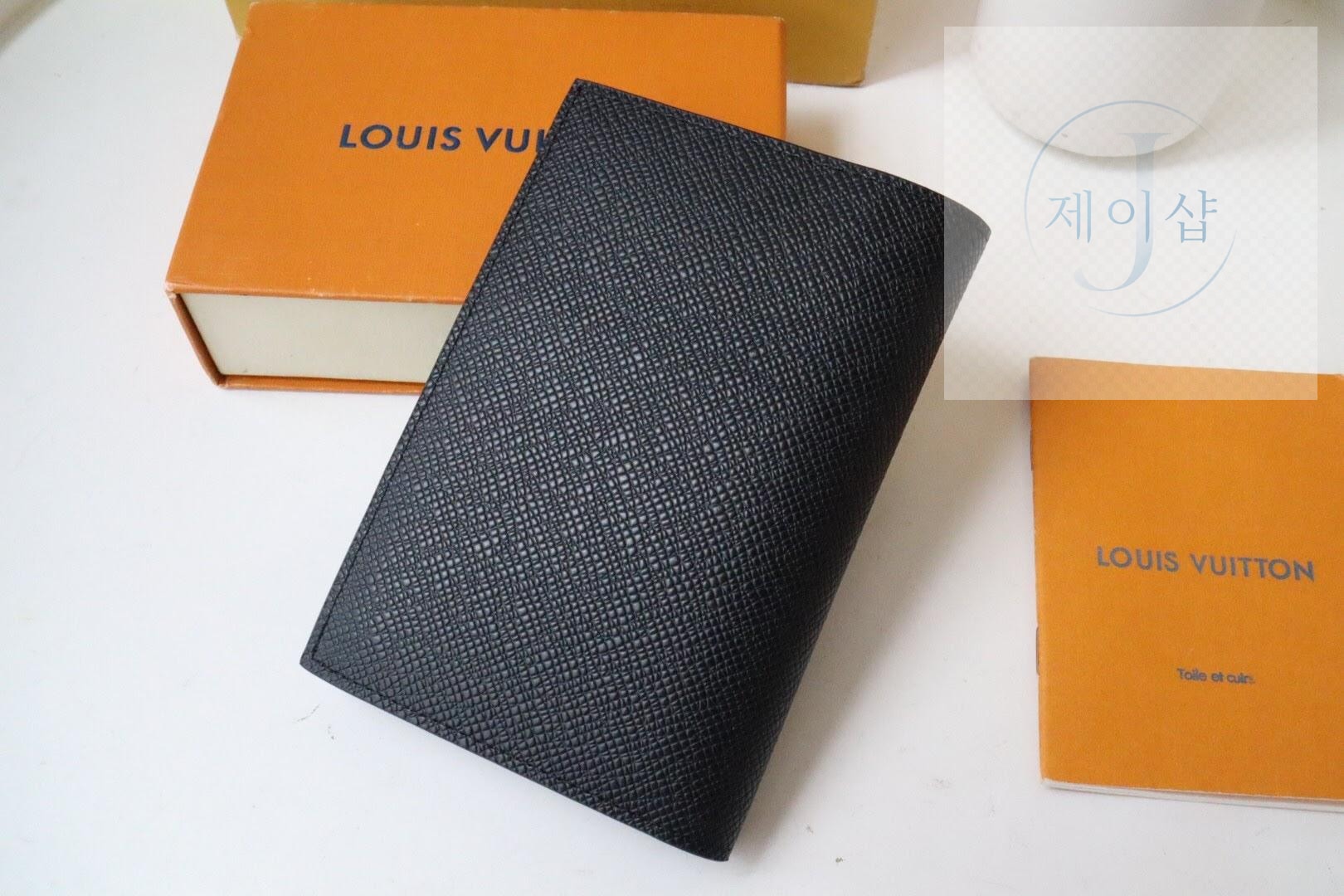 Louis Vuitton M63914 - 상세 이미지