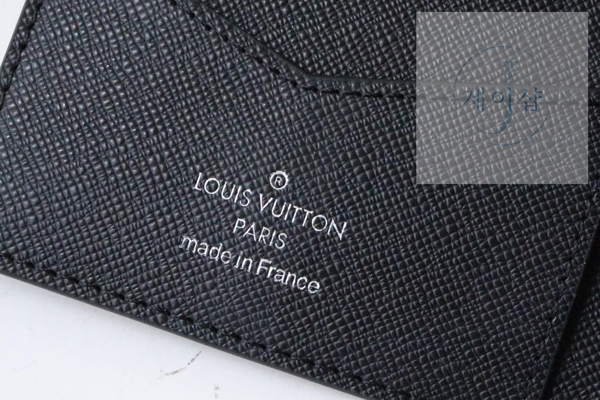 Louis Vuitton M63914 - 상세 이미지