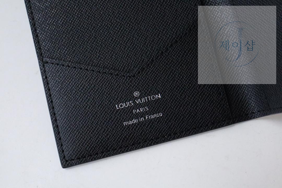 Louis Vuitton M64501 - 상세 이미지