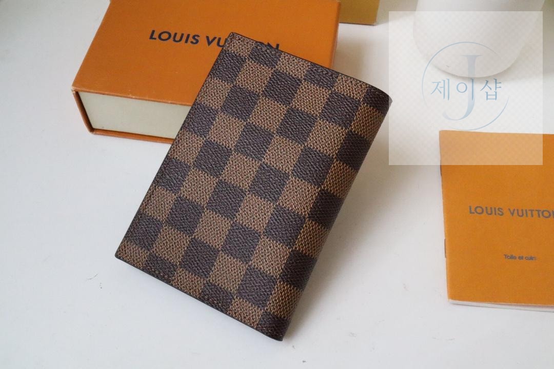 Louis Vuitton M64501 - 상세 이미지