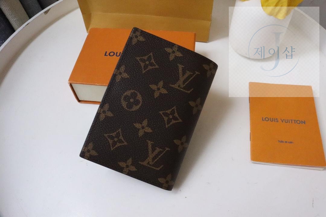 Louis Vuitton M64501 - 상세 이미지