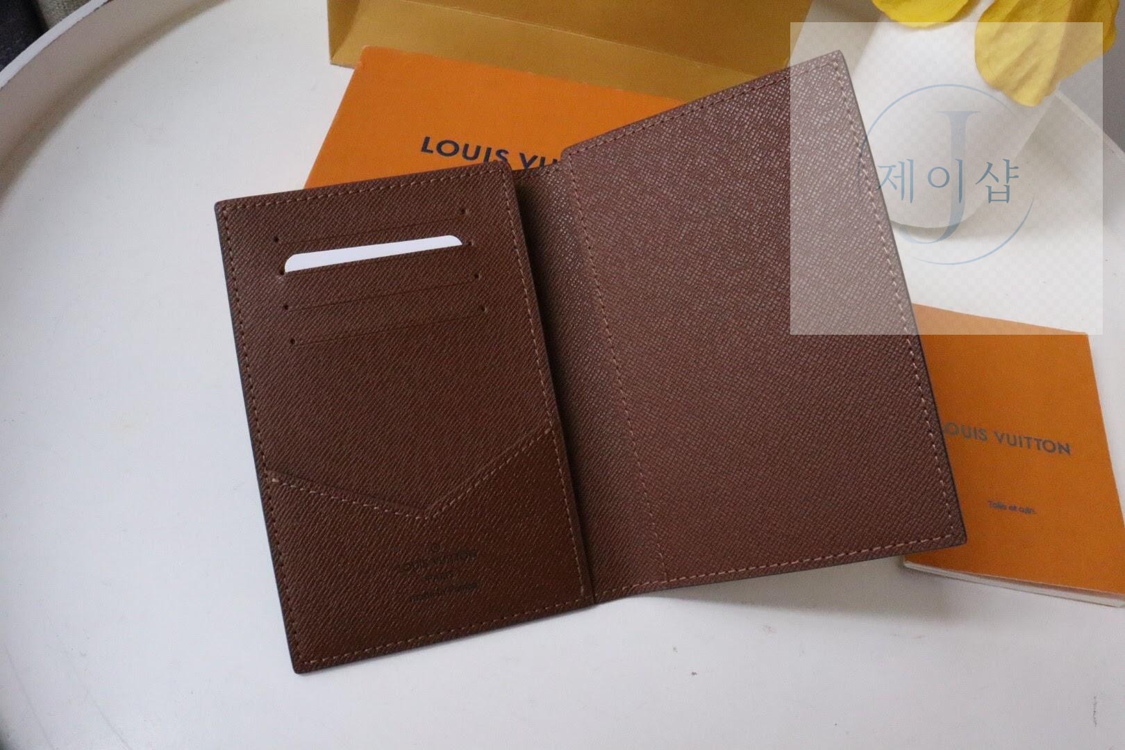 Louis Vuitton M64501 - 상세 이미지