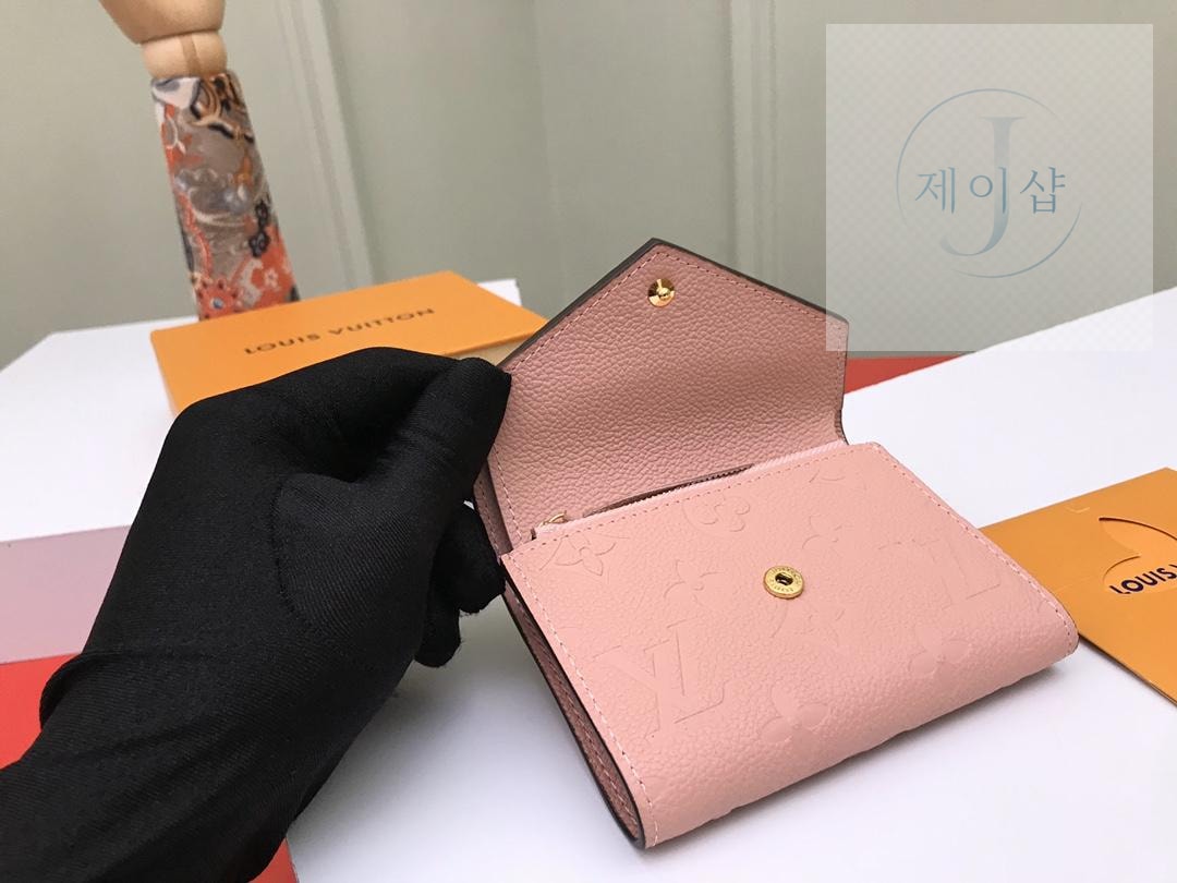 Louis Vuitton M64577 - 상세 이미지