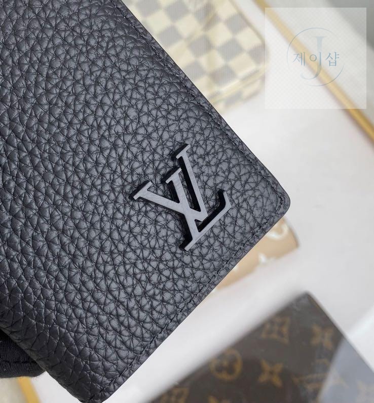 Louis Vuitton M69976 - 상세 이미지