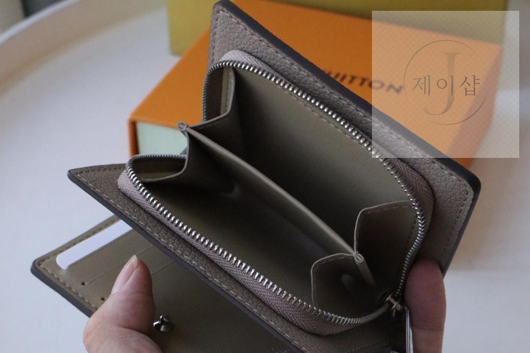Louis Vuitton M80629 - 상세 이미지