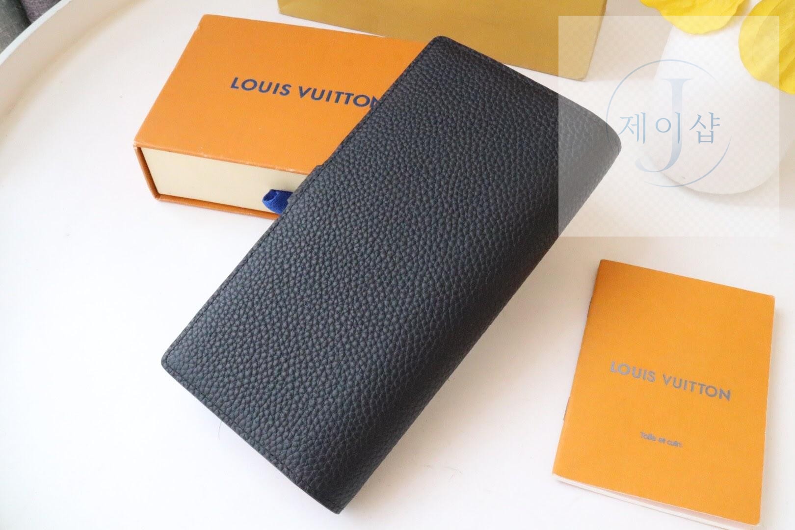 Louis Vuitton M81330 - 상세 이미지