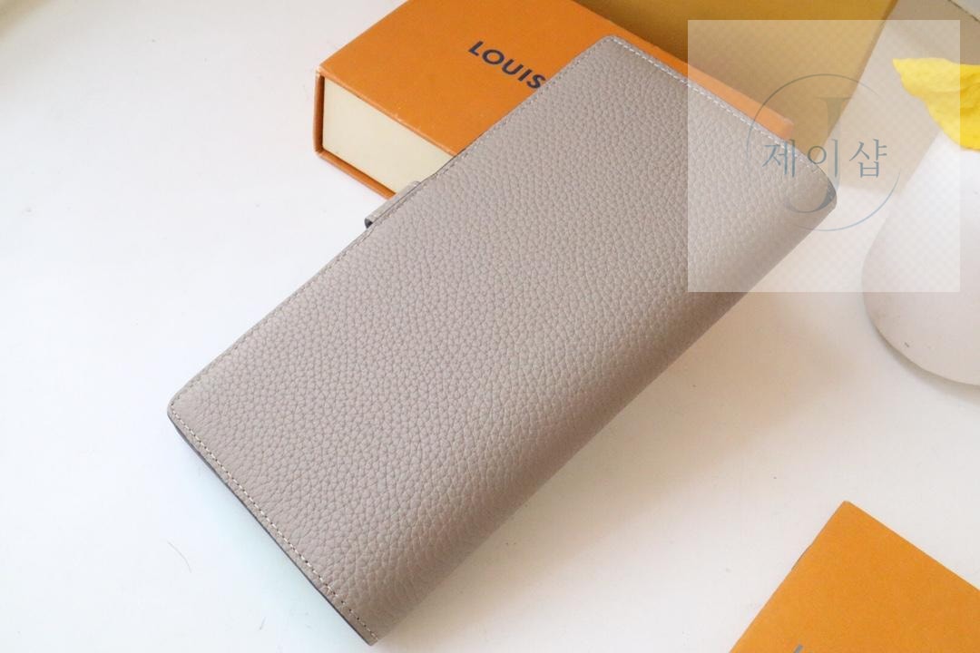 Louis Vuitton M81330 - 상세 이미지