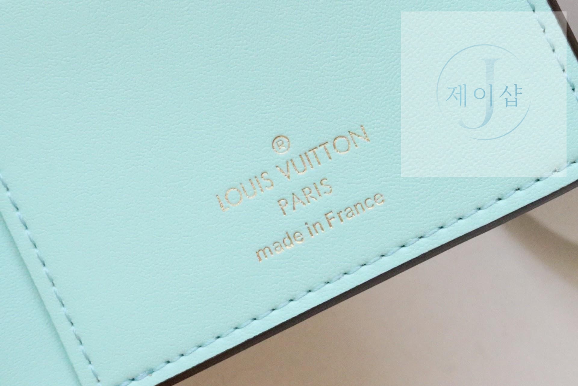 Louis Vuitton M81330 - 상세 이미지