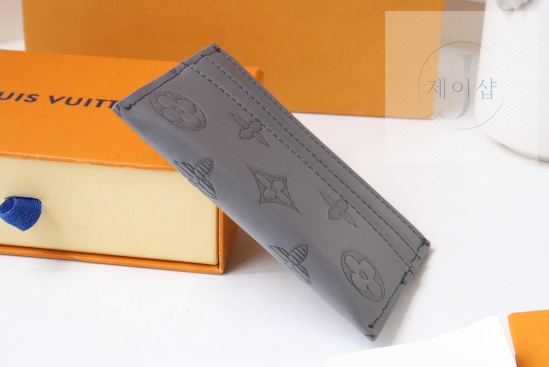 Louis Vuitton M81383 - 상세 이미지
