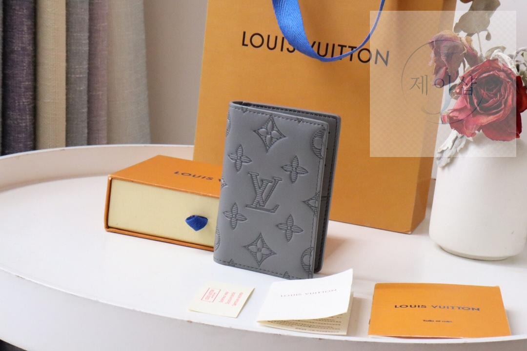 Louis Vuitton M81383 - 상세 이미지