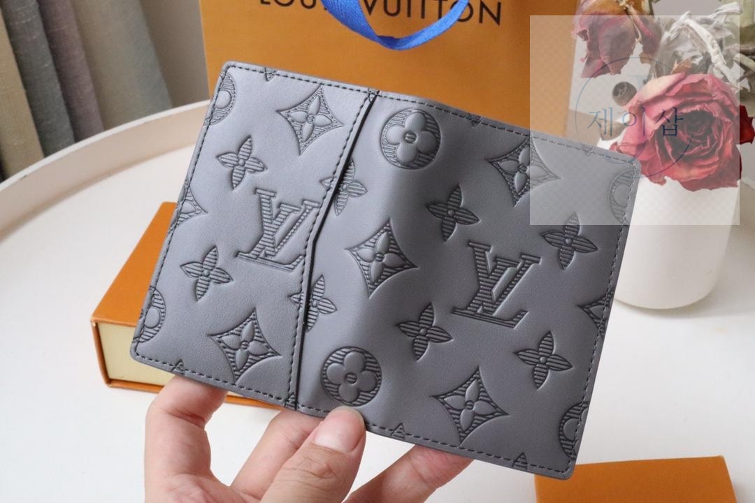 Louis Vuitton M81383 - 상세 이미지