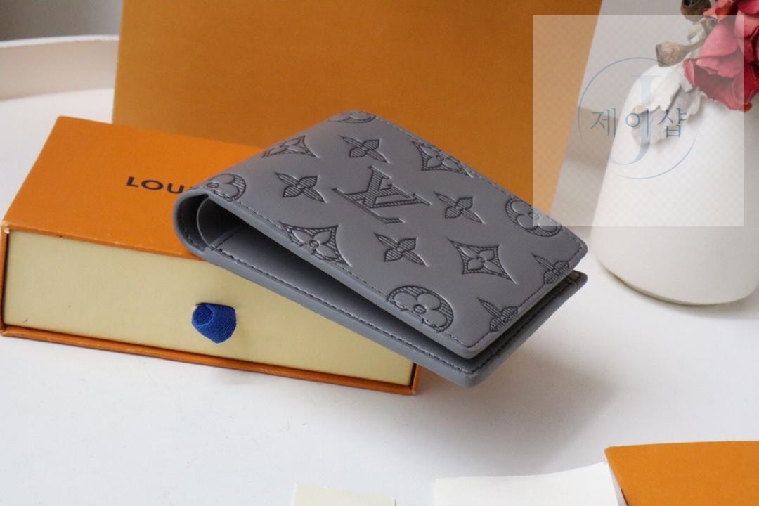 Louis Vuitton M81383 - 상세 이미지