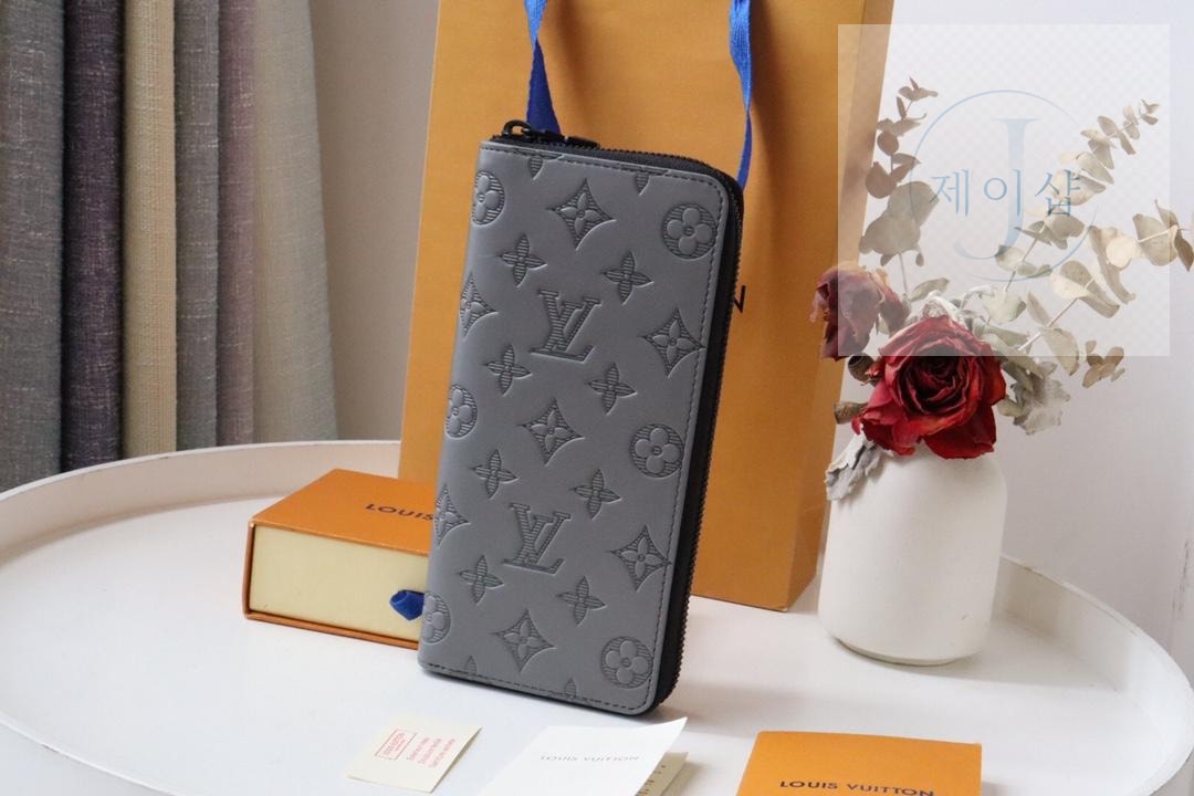 Louis Vuitton M81383 - 상세 이미지