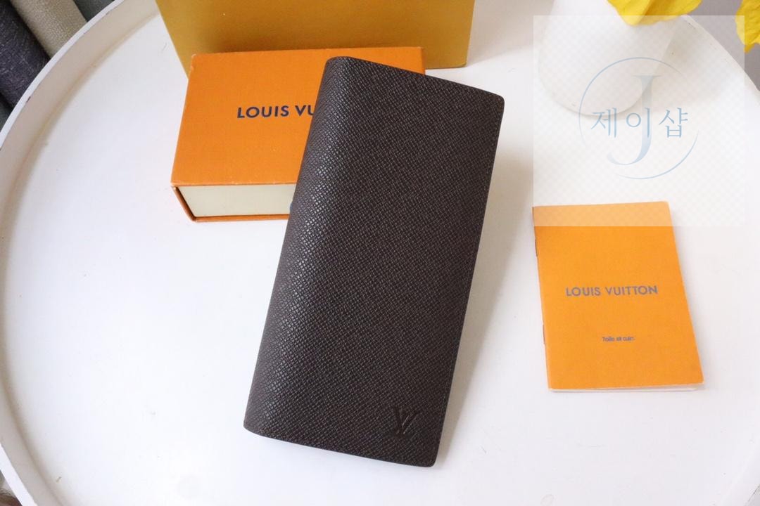 Louis Vuitton M81554