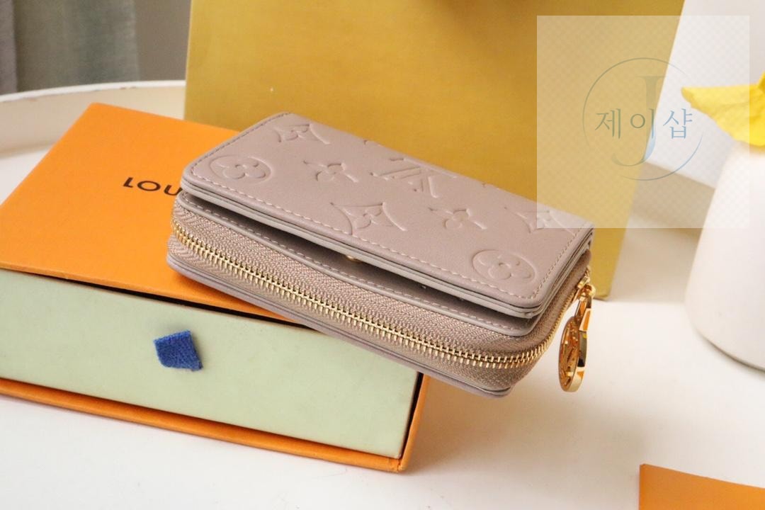 Louis Vuitton M81599 - 상세 이미지
