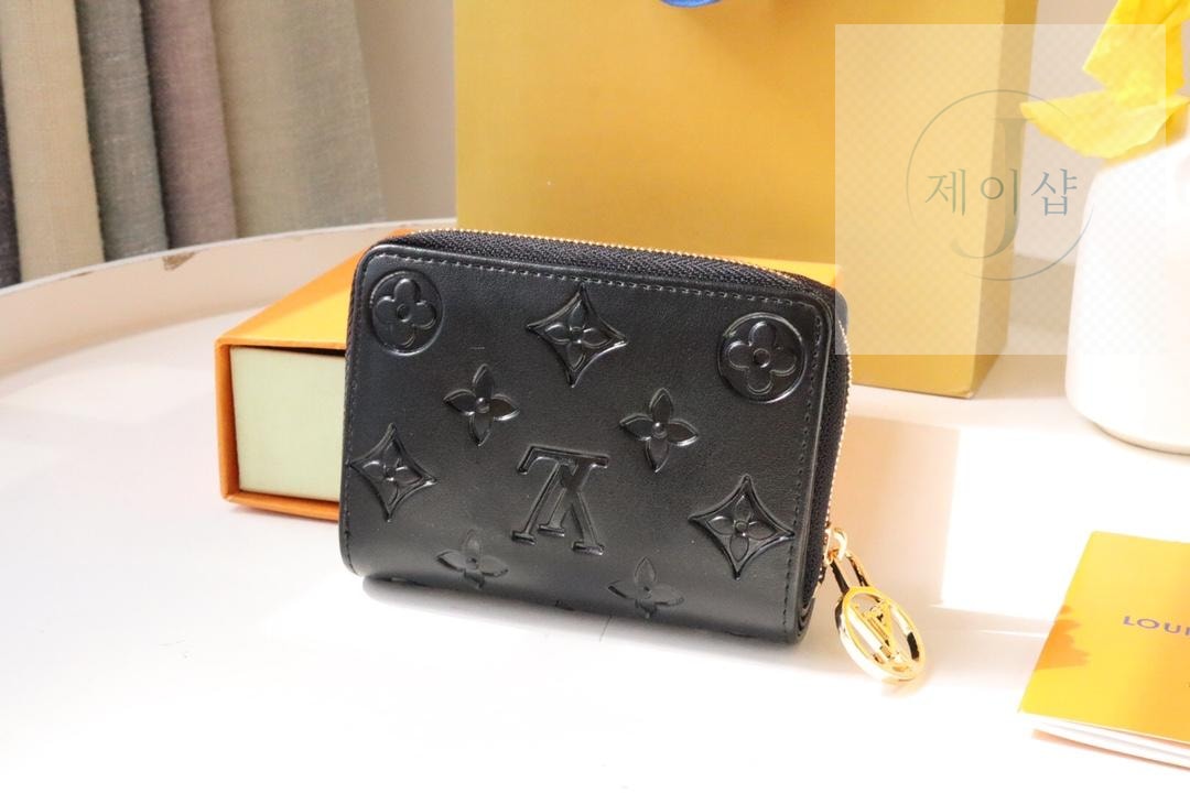 Louis Vuitton M81599 - 상세 이미지