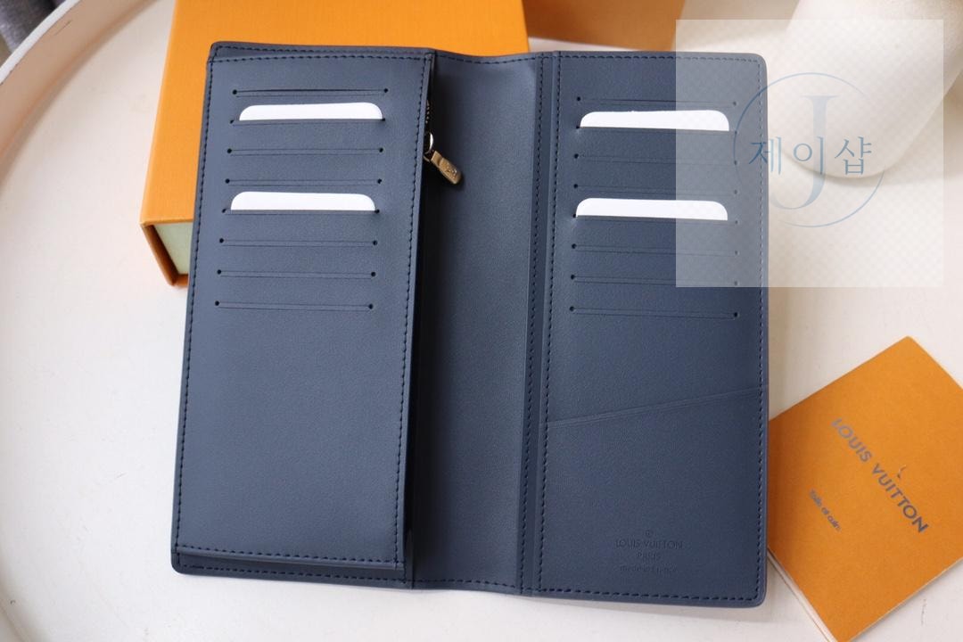 Louis Vuitton M81810 - 상세 이미지