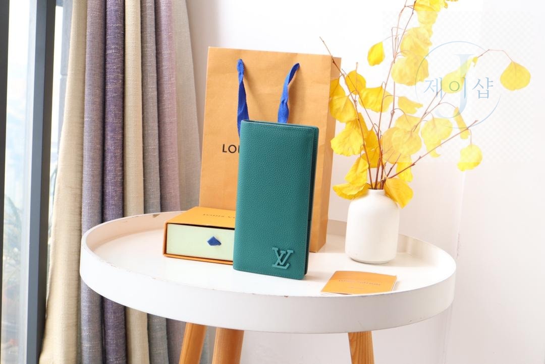 Louis Vuitton M81810 - 상세 이미지