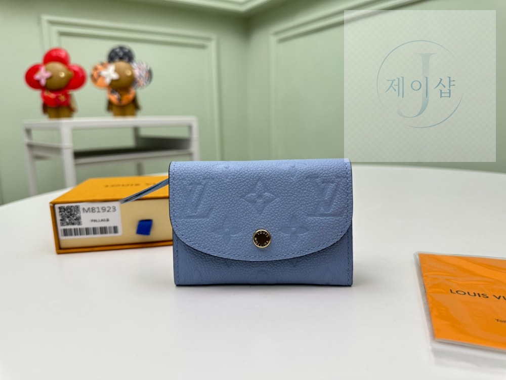Louis Vuitton M81923