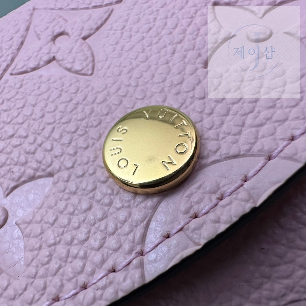 Louis Vuitton M81923 - 상세 이미지