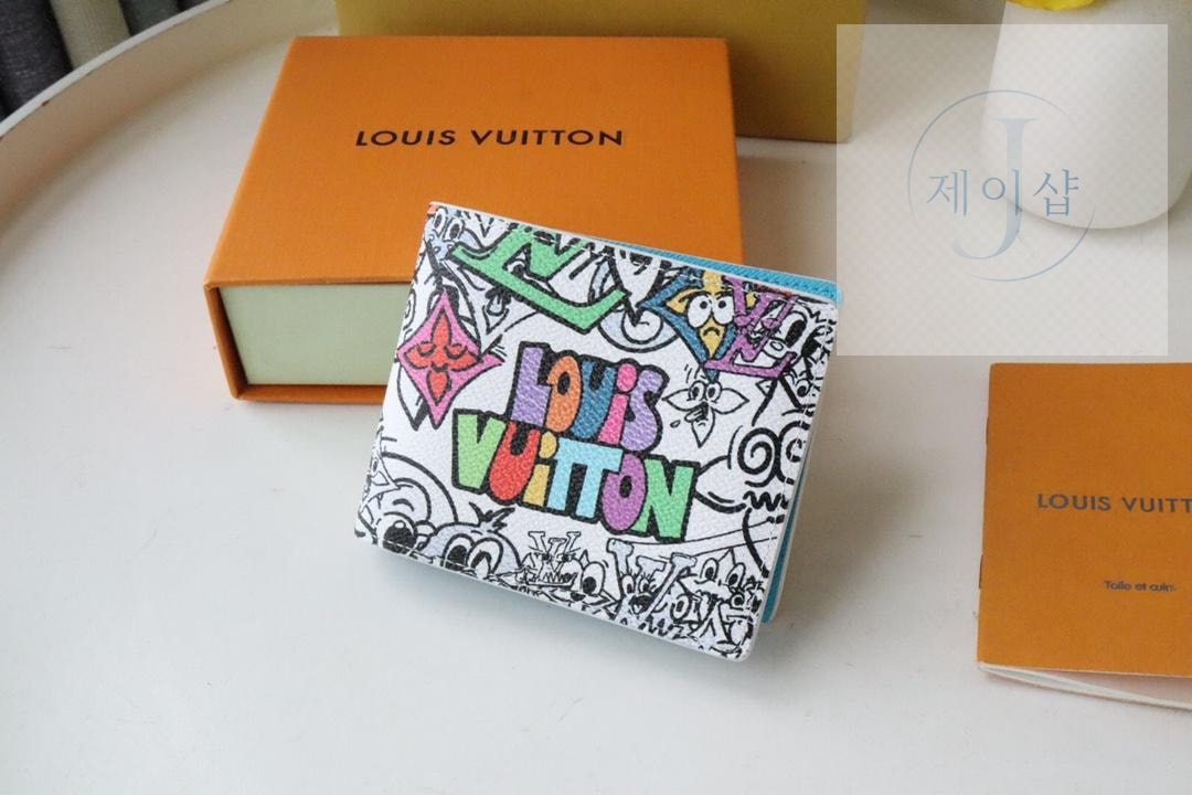 Louis Vuitton M82011 - 상세 이미지
