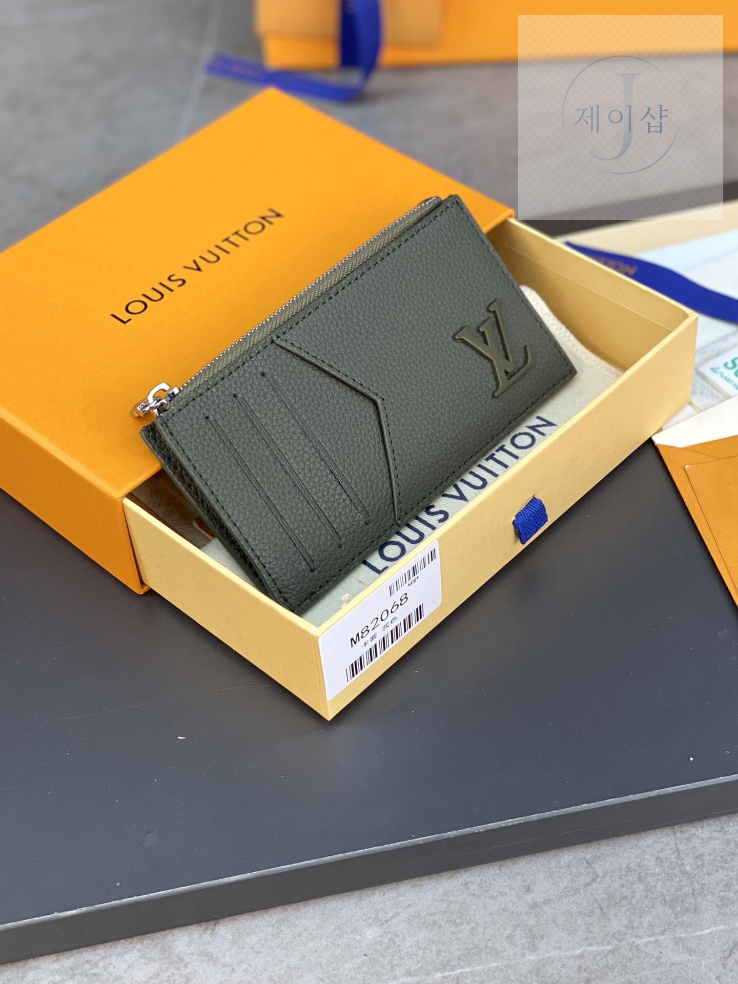Louis Vuitton M82068 - 상세 이미지
