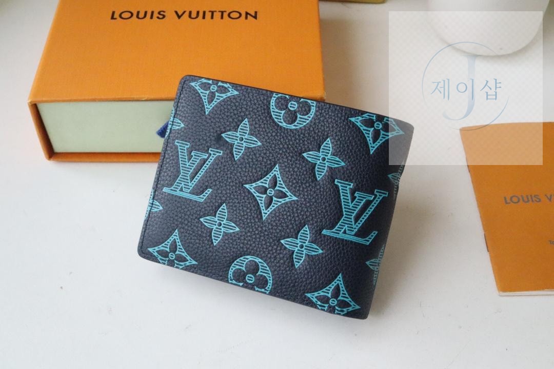 Louis Vuitton M82322 - 상세 이미지
