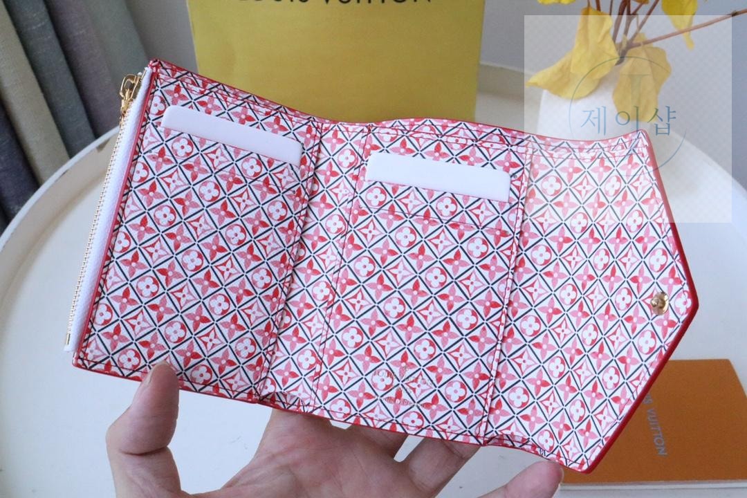 Louis Vuitton M82406 - 상세 이미지