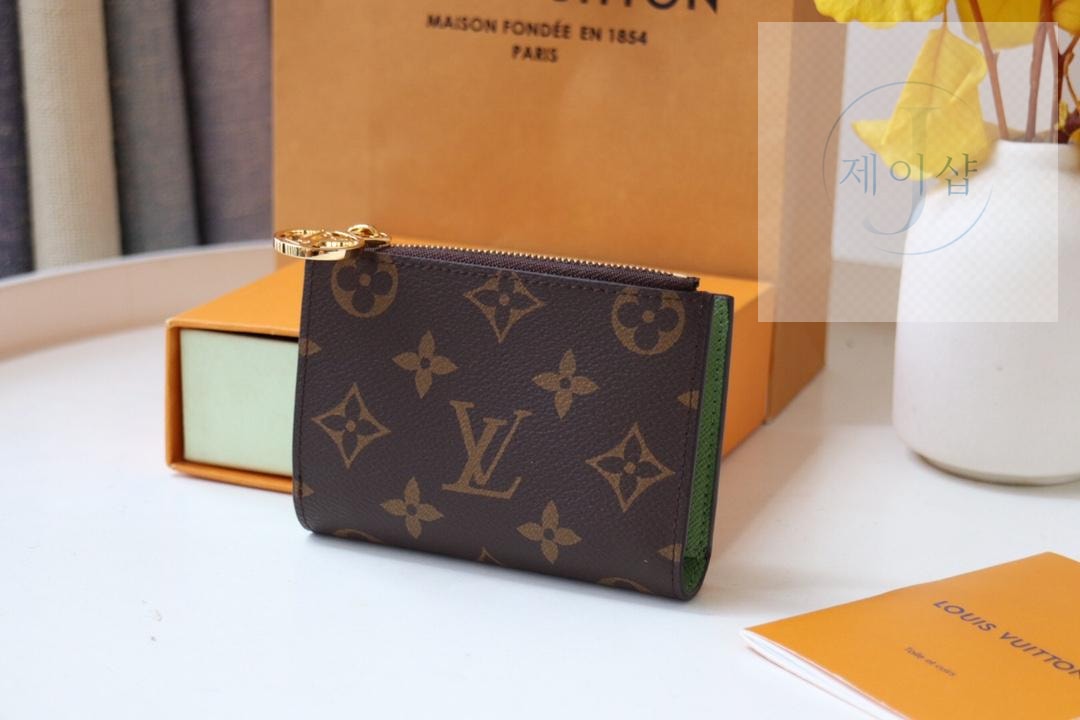 Louis Vuitton M82415 - 상세 이미지