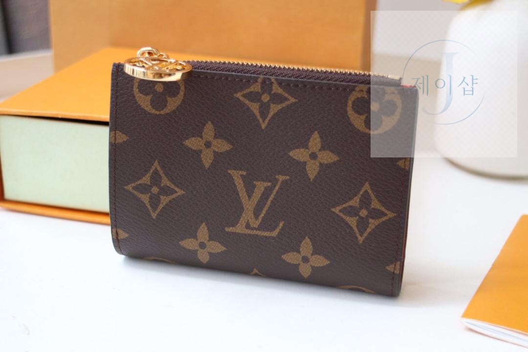 Louis Vuitton M82415 - 상세 이미지