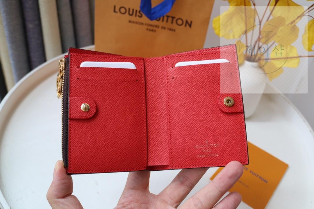 Louis Vuitton M82415 - 상세 이미지