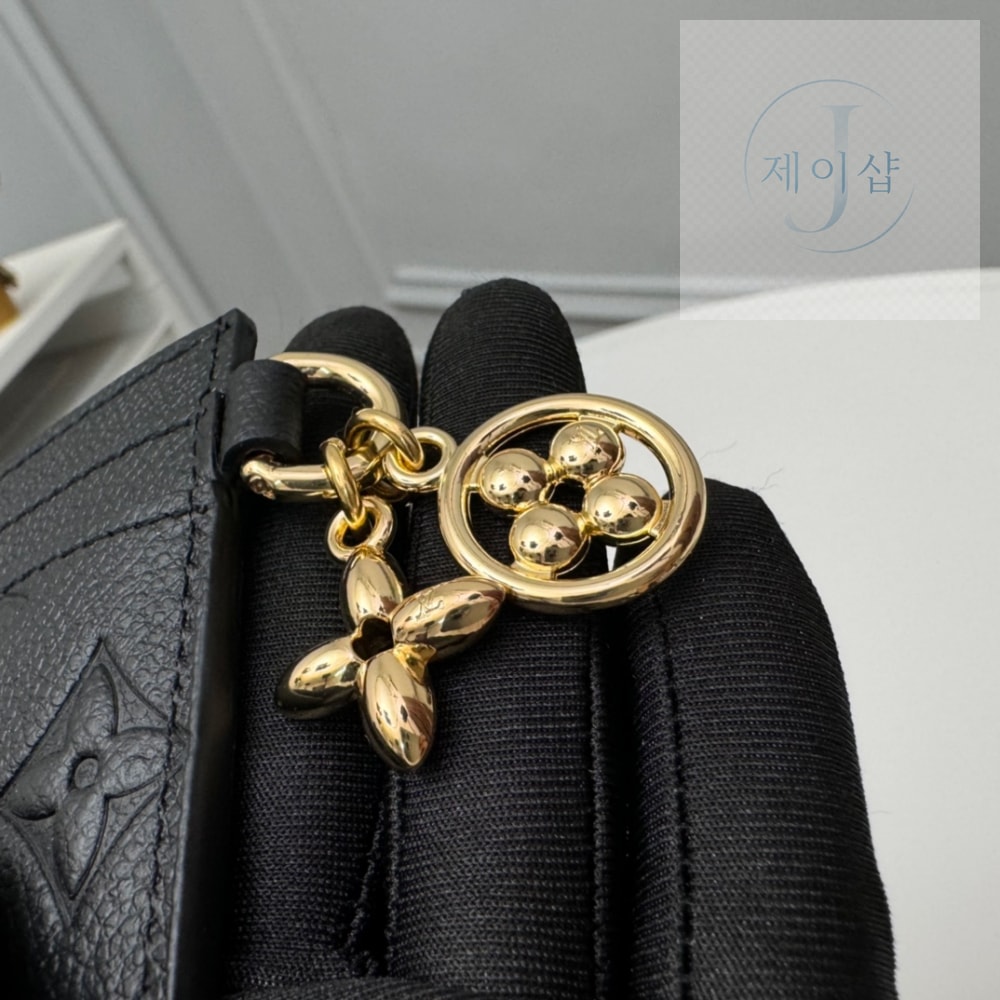 Louis Vuitton M83585 - 상세 이미지