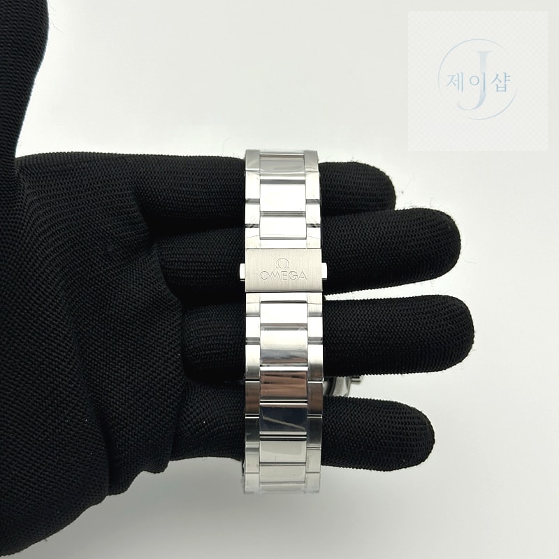 VS공장 오메가 씨마스터 아쿠아테라 150m 스틸 올리브그린다이얼 브레이슬릿 41mm