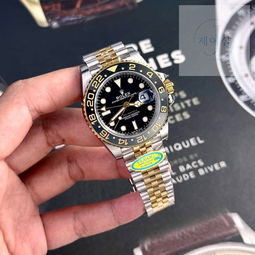 Rolex GMT-Master II 40 mm 126713GRNR - 상세 이미지