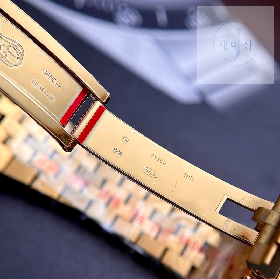 Rolex GMT-Master II Black Dial 126711 - 상세 이미지
