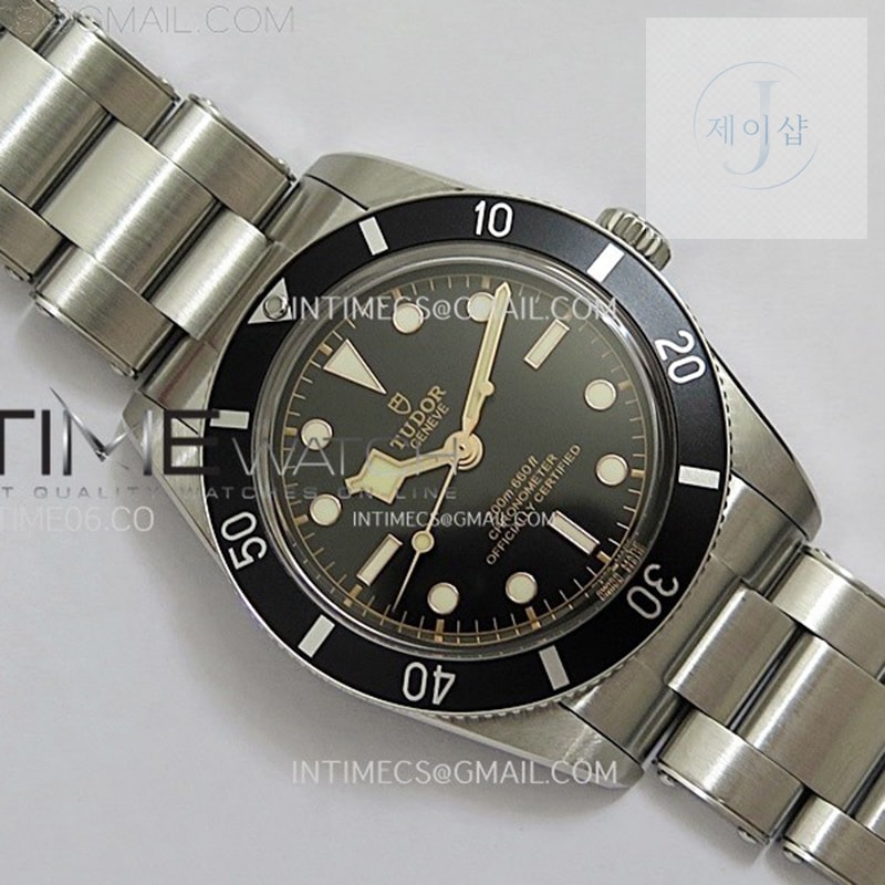 ZF공장 튜더 블랙베이54 스틸 블랙베젤 블랙다이얼 브레이슬릿 37mm Heritage Black Bay M79000N 37mm SS ZF 1_1 Best Edition Black Dial Black Bezel on SS Bracelet A2824