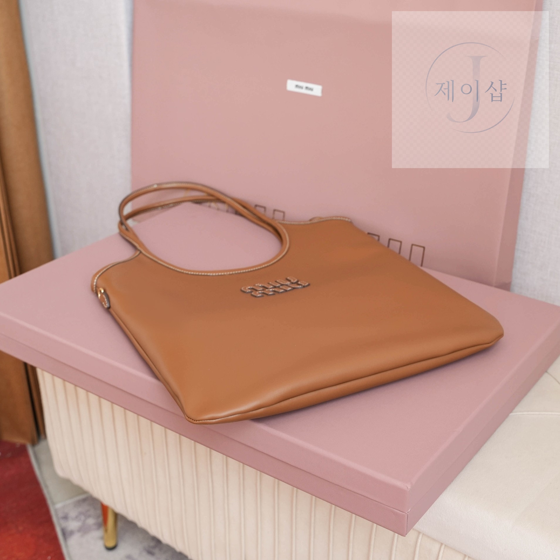 Miu Miu Ivy leather bag Regular 13번 이미지