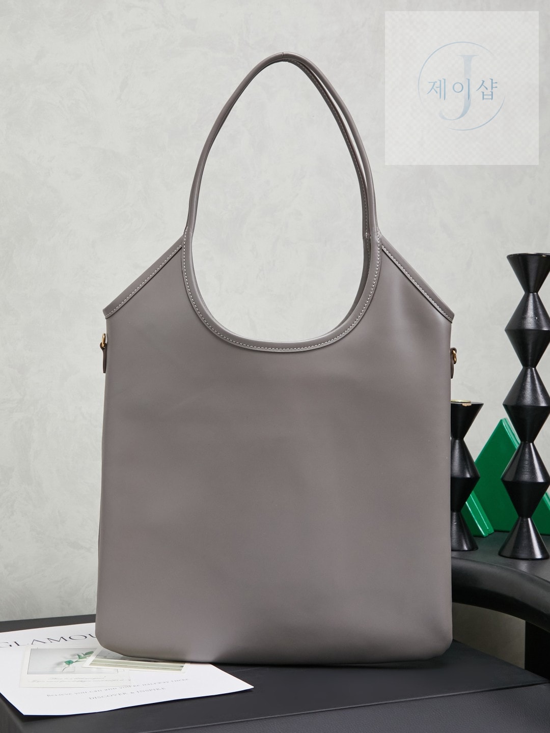 Miu Miu Ivy leather bag Regular 29번 이미지