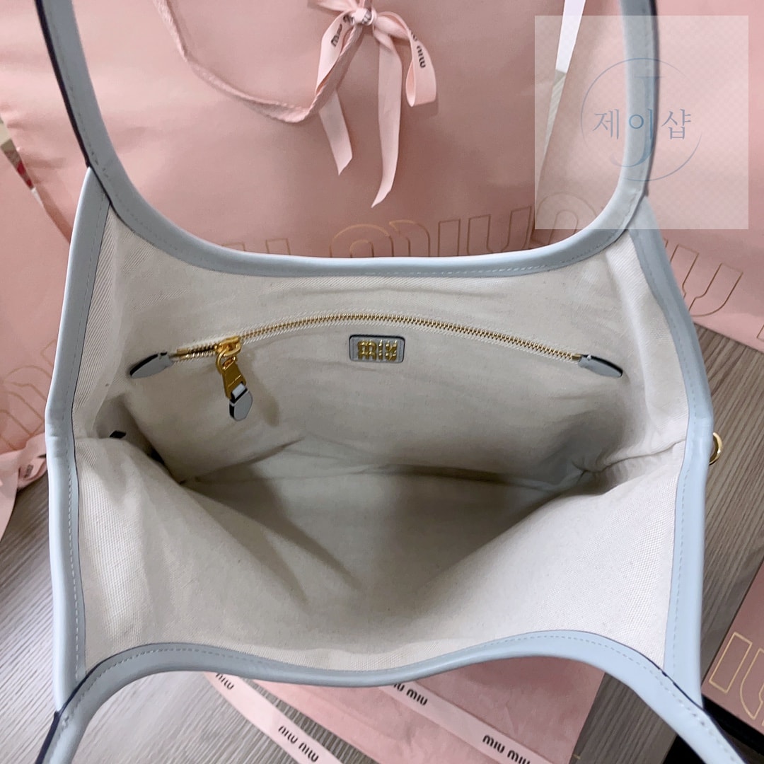 Miu Miu Ivy leather bag Regular 26번 이미지
