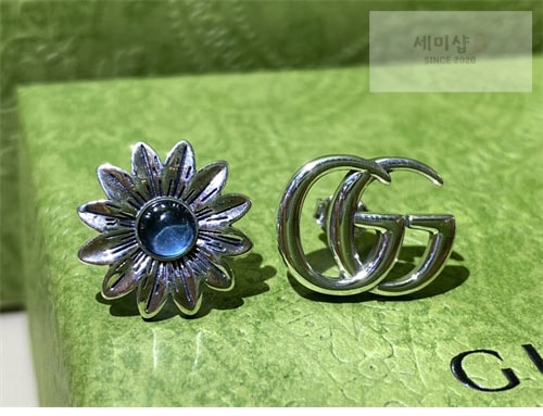 Gucci 구찌더블 G 플라워 스터드 귀걸이 레플리카 4번 이미지 - 악세사리 | 세미샵 레플리카 사이트