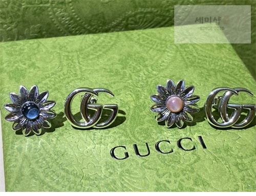 Gucci 구찌더블 G 플라워 스터드 귀걸이 레플리카 8번 이미지 - 악세사리 | 세미샵 레플리카 사이트