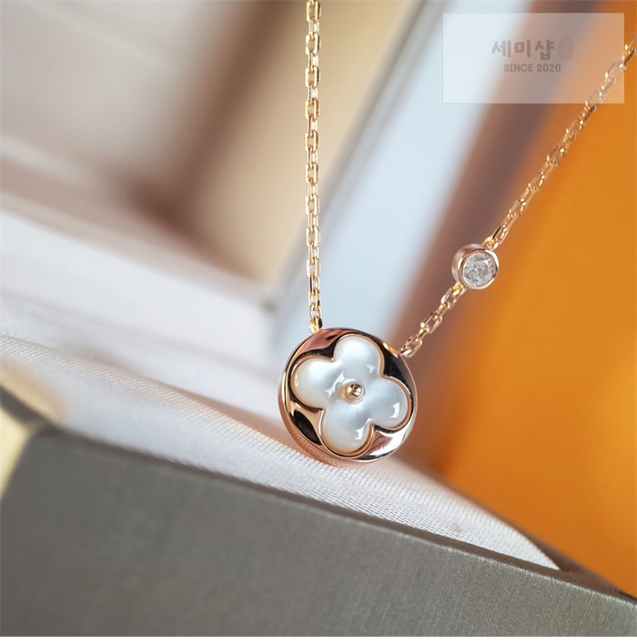 Louis Vuitton 루이비통 컬러 블라썸 썬 목걸이 Q93520 레플리카 1번 이미지 - 악세사리 | 세미샵 레플리카 사이트