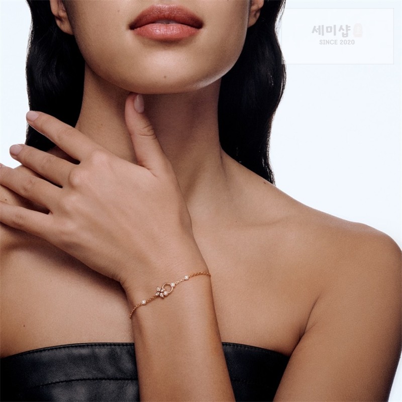 루이비통 루이비통 LV 아이코닉 루이자 브레이슬릿 골드메탈 악세사리 2번 이미지