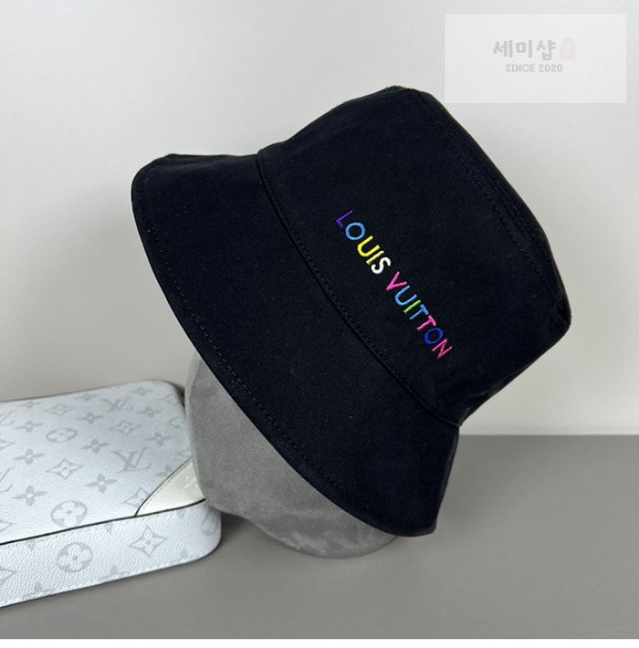 Louis Vuitton 루이비통 x TM 리버시블 버킷햇 악세사리 2번 이미지