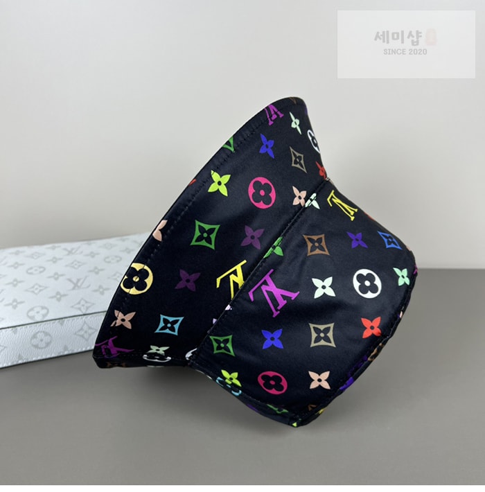 Louis Vuitton 루이비통 x TM 리버시블 버킷햇 악세사리 5번 이미지