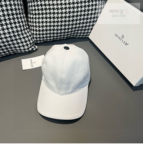 Moncler 몽클레어 패치 볼캡 악세사리 3번 이미지