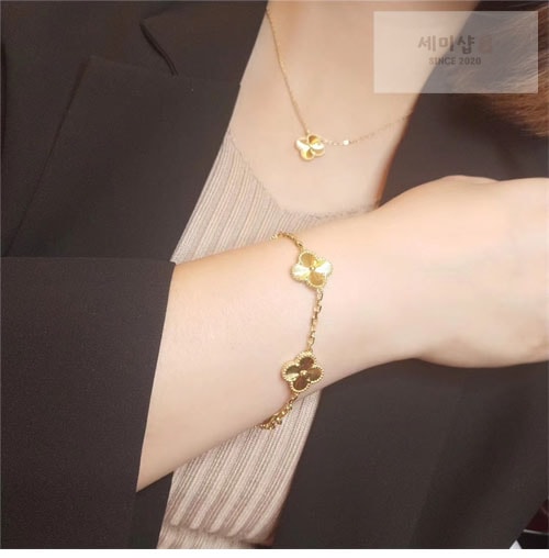 Van Cleef Arpels 반클리프 아펠 알함브라 레플리카 4번 이미지 - 악세사리 | 세미샵 레플리카 사이트