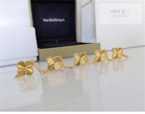 Van Cleef Arpels 반클리프 아펠 알함브라 레플리카 5번 이미지 - 악세사리 | 세미샵 레플리카 사이트