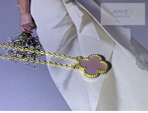 Van Cleef Arpels 반클리프 아펠 알함브라 목걸이 레플리카 5번 이미지 - 악세사리 | 세미샵 레플리카 사이트