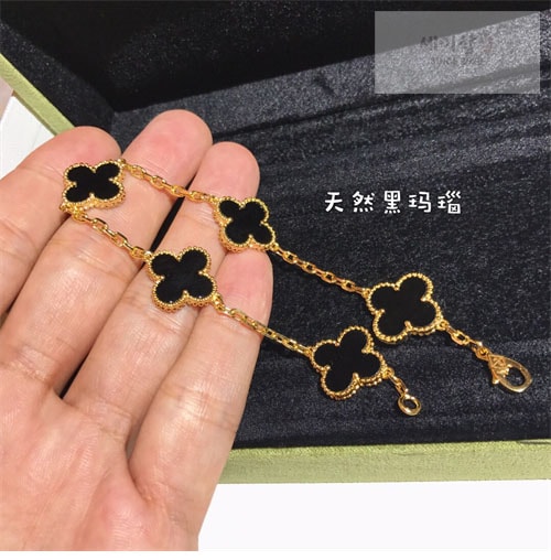 Van Cleef Arpels 반클리프 아펠 팔찌 악세사리 2번 이미지